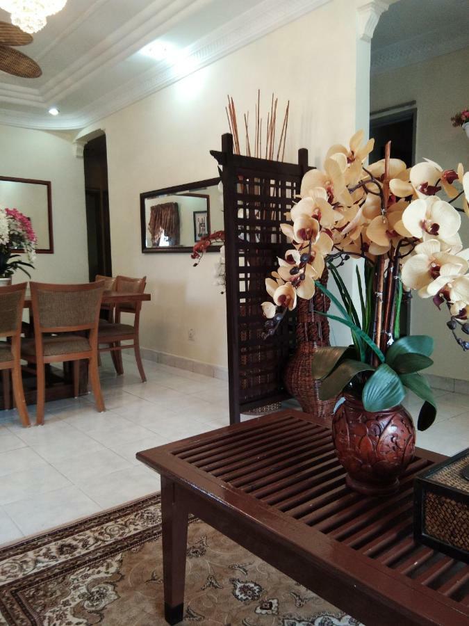 Ainis Guest House In Vista Amani Condominium Куала-Лумпур Экстерьер фото