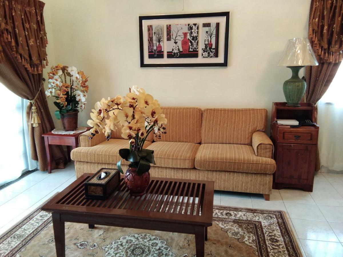 Ainis Guest House In Vista Amani Condominium Куала-Лумпур Экстерьер фото