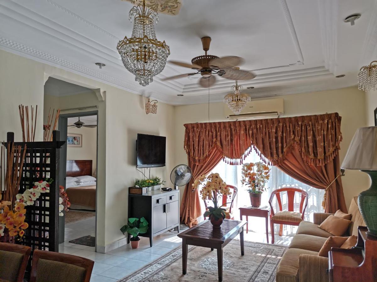 Ainis Guest House In Vista Amani Condominium Куала-Лумпур Экстерьер фото