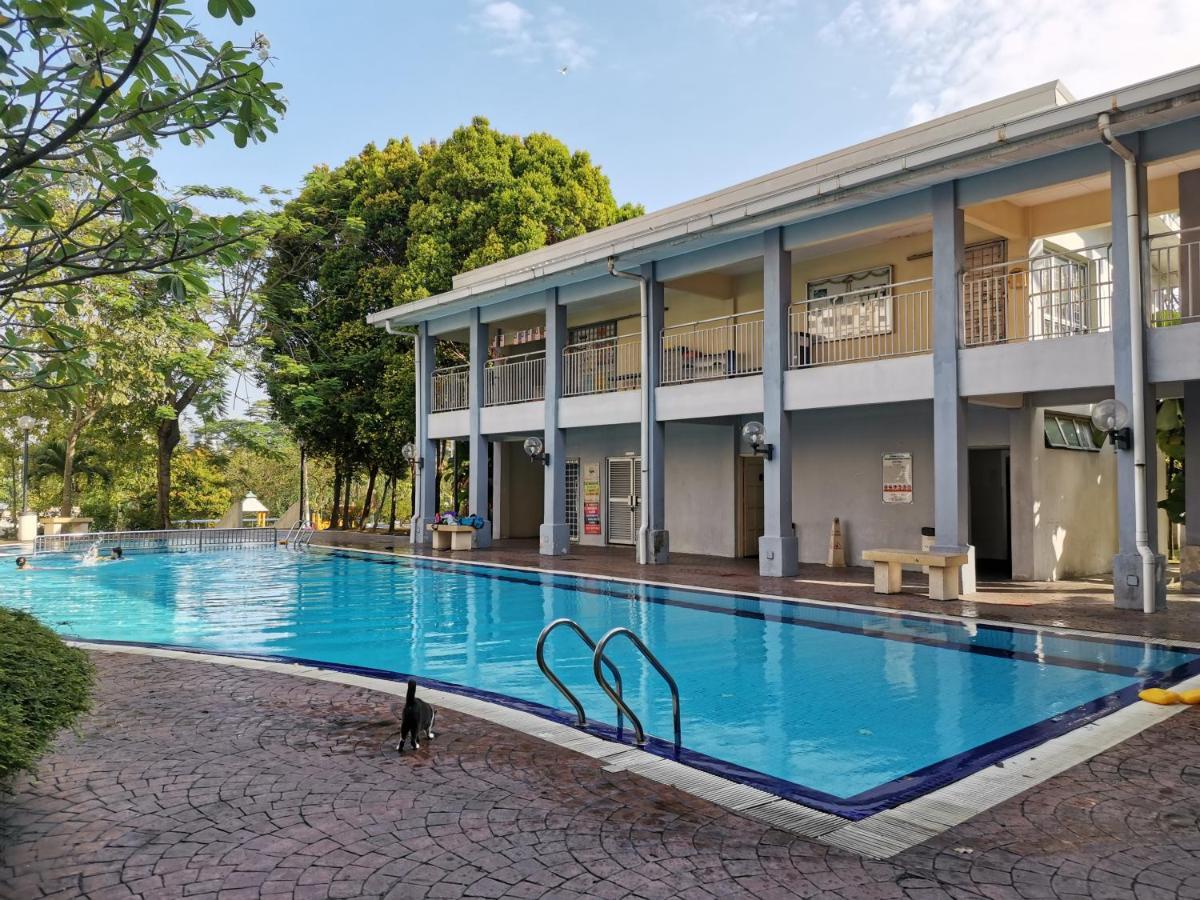 Ainis Guest House In Vista Amani Condominium Куала-Лумпур Экстерьер фото